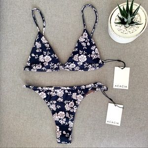 240v BNWT Acacia Swimwear Blossom Set (M/S)